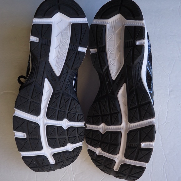 SIZE 7.5. ASICS GEL EXCITE 4 training running sneakers shoes. - Picture 4 of 8